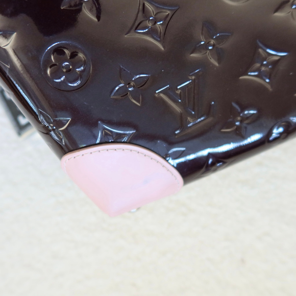 Louis Vuitton Vernis Crossbody Bag VERY GOOD - Picture 8 of 15